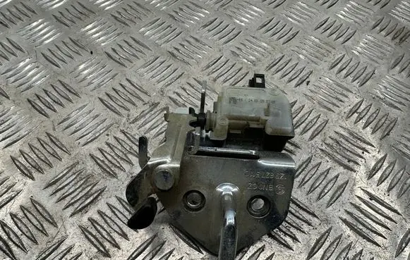 Skoda Octavia Mk2 (1Z) Tailgate/trunk/boot lock/catch/latch 1Z9827511 1Z9827511C