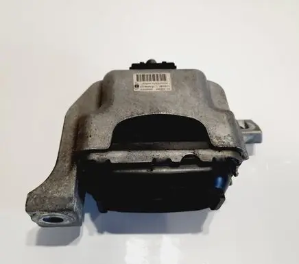 Mini One - Cooper Coupe R56 Engine mount bracket 6778645
