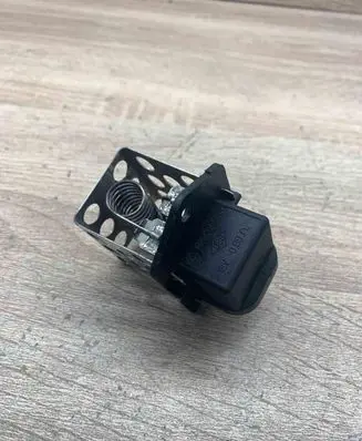 Renault Laguna II Heater blower motor/fan resistor 8200045082