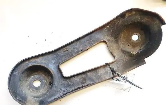 Opel Insignia A Engine mounting bracket 