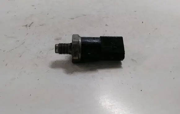 Fuel pressure sensor