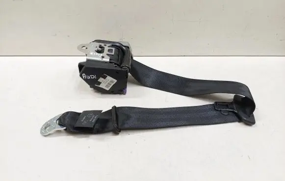 Middle seatbelt (rear)