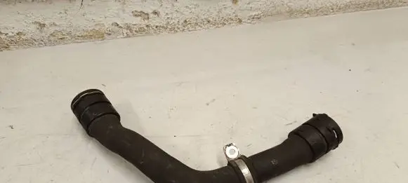 Mercedes-Benz A W176 Engine coolant pipe/hose A6512000182