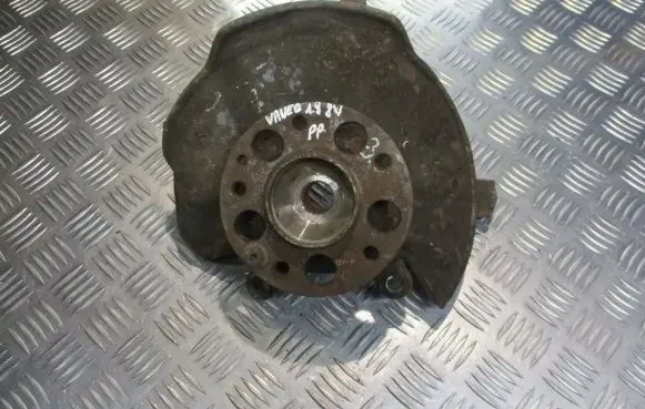 Mercedes-Benz Vaneo W414 Front wheel hub spindle knuckle
