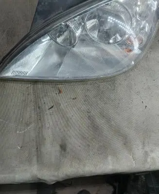 Ford Galaxy Headlight/headlamp 1m2113101ba V81018