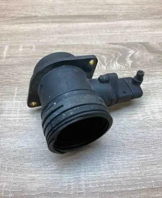 Volkswagen PASSAT B5.5 Mass air flow meter 06A906461 0280217121