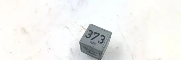 Audi A4 S4 B5 8D Other relay 8D0951253A V23134B52X301
