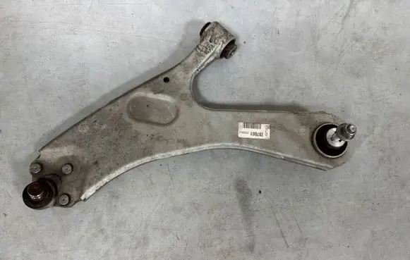 Peugeot 2008 II Front control arm 7B7Q01