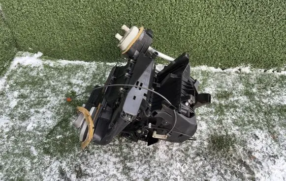 Opel Vivaro Interior heater climate box assembly 8200176789 91168644