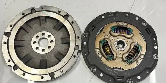 Toyota Corolla E210 E21 Clutch set kit 3127047070
