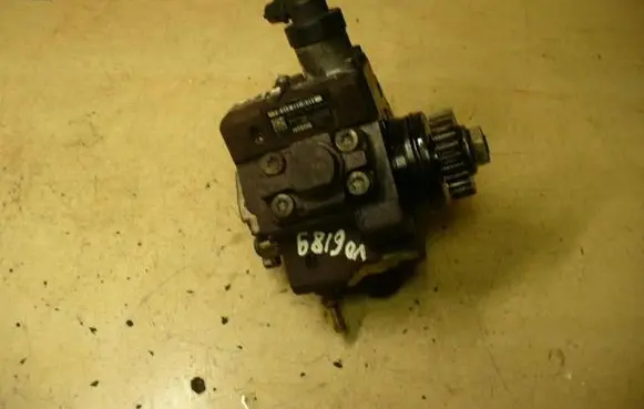Nissan Qashqai+2 Fuel injection high pressure pump H8200690744 VD6189