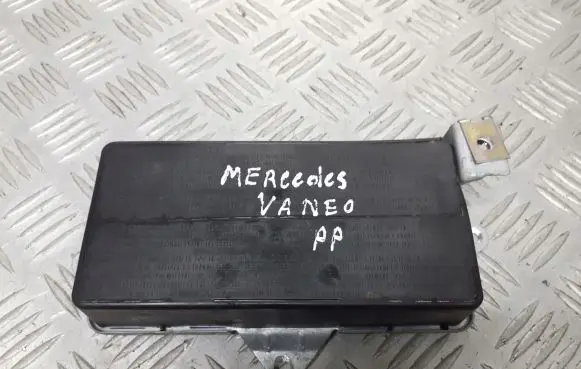 Mercedes-Benz Vaneo W414 Seat airbag 1688600205