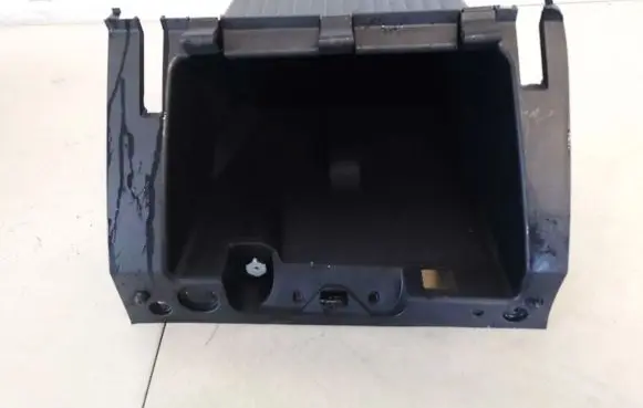 Ford Focus Glove box 4m51a06044jdw 4m51-a06044-jdw