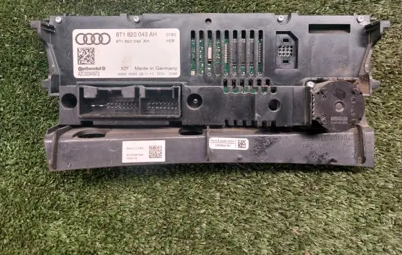 Audi A4 S4 B8 8K Climate control unit 8T1820043AH 8T1820043