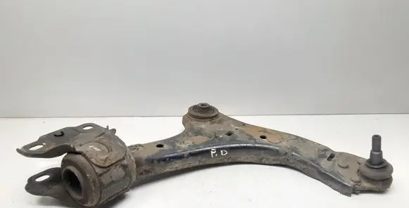 Volvo V70 Front lower control arm/wishbone