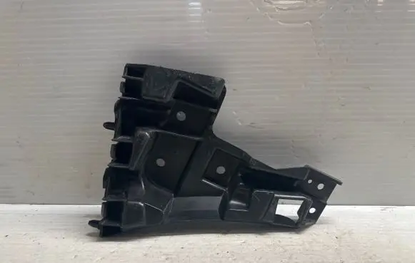 Volvo V60 Front bumper mounting bracket 31425464