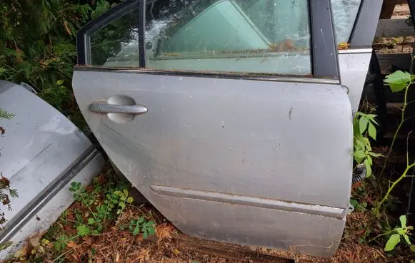 KIA Magentis Rear door NOCODE
