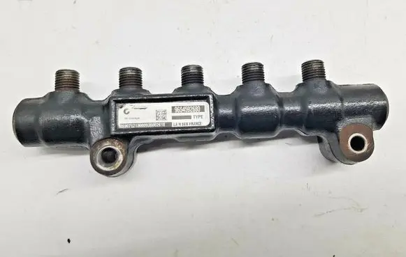Ford Focus Fuel main line pipe 9654592680 nr3879