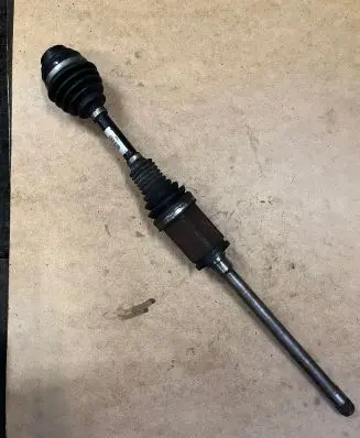 BMW X1 E84 Front driveshaft 7591682