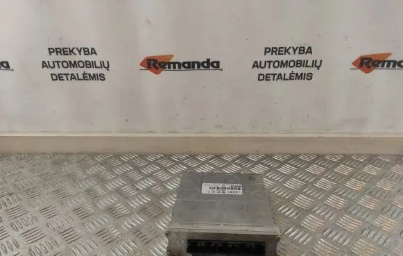 Audi A4 S4 B5 8D Engine control unit/module 8D0907557CX 26SA4678 0261203939