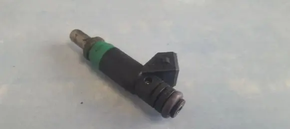Volvo S40, V40 Fuel injector 97mf9f593bc 97mf-9f593-bc