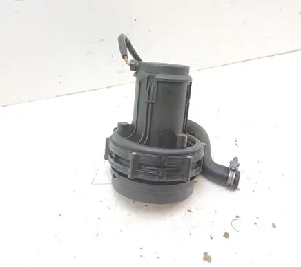 Maserati Coupe Secondary air pump 72247204