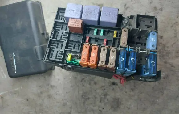 Renault Espace - Grand espace IV Fuse box set 8200520610 55RF1X000 0000600030