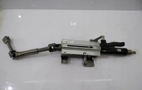 Volvo XC40 Steering wheel axle
