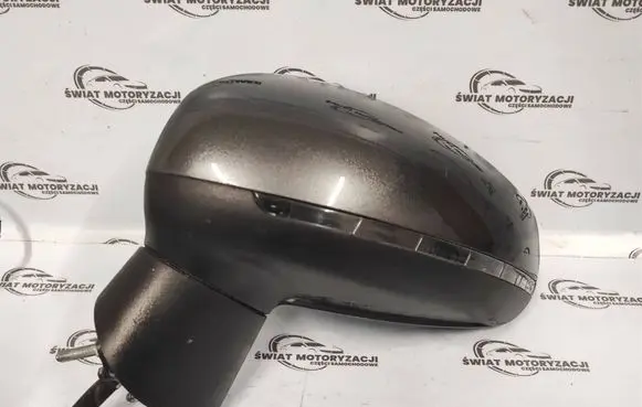 Audi A1 Front door electric wing mirror 