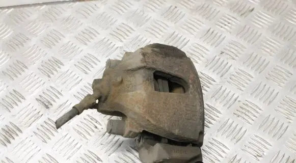 Volvo V40 Front brake caliper