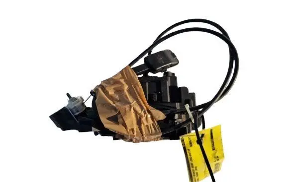 Renault Megane III Sliding door lock 825030002R