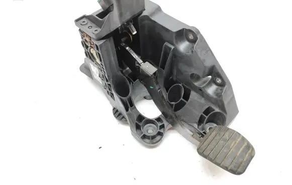 Renault Trafic III (X82) Brake pedal 465016415R 93459474 81007104