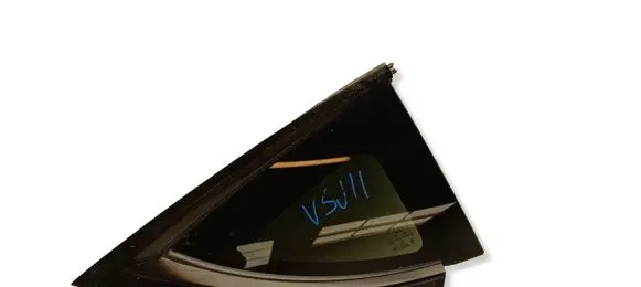 Tesla Model Y Rear side window 43R011569