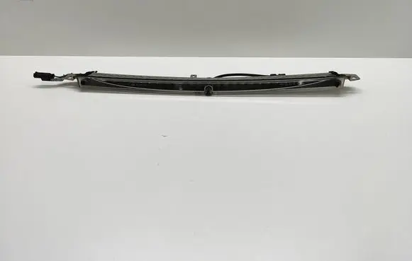 BMW 5 E60 E61 Third/center stoplight 168654 022407