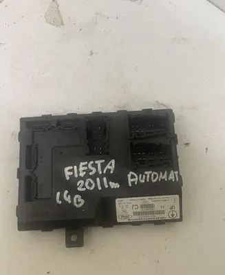 Ford Fiesta Comfort/convenience module 8V5115K600CJ