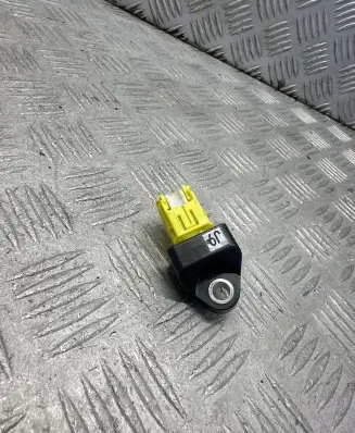 Toyota RAV 4 (XA50) Airbag deployment crash/impact sensor 8983147050 5377K03J5