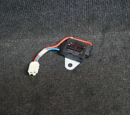 Lexus CT 200H Aerial antenna amplifier 863B076020