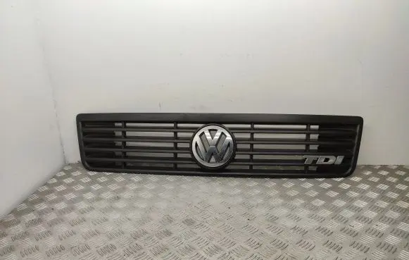 Volkswagen II LT Front bumper upper radiator grill 2D0853653 2D0853600