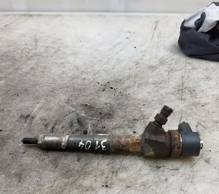 Opel Zafira C Fuel injector 0445110327
