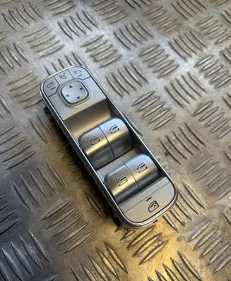Mercedes-Benz GLE W167 Electric window control switch A1679059903