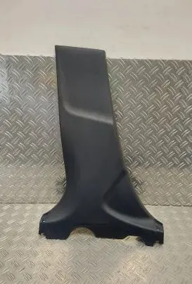 (B) pillar trim (bottom)