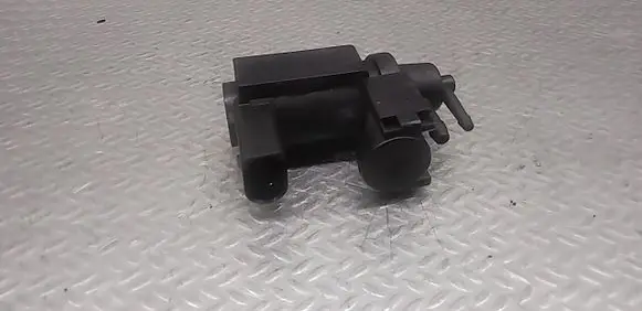 Audi A8 S8 D3 4E Turbo solenoid valve 059906628B