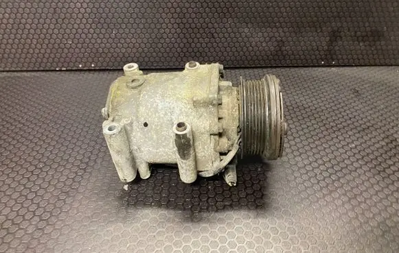 Ford Focus Air conditioning (A/C) compressor (pump) YS4H19D629AB 2003FEB07