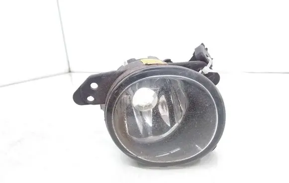 Mercedes-Benz C W204 Front fog light A2518200756