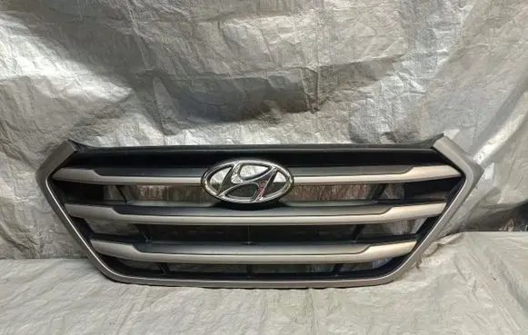 Hyundai Tucson TL Front bumper upper radiator grill 86361-D7000