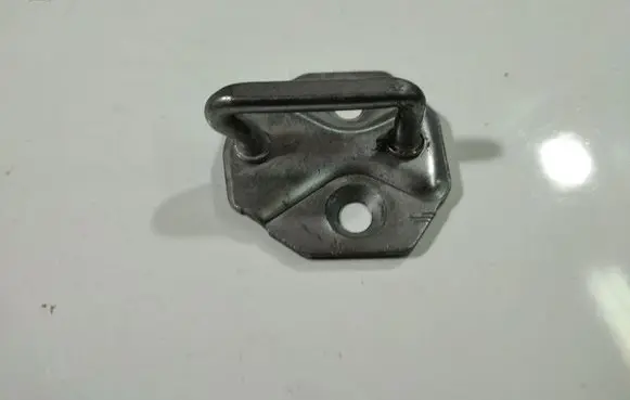 Ford Fiesta Rear door lock loop/hook striker 36091
