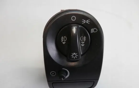 Jaguar X-Type Tailgate/trunk/boot open switch 1X4311654DG