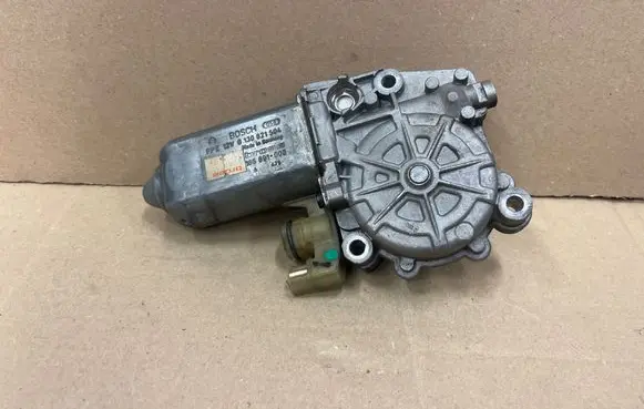 Mercedes-Benz S W140 Front door window regulator motor 186691000