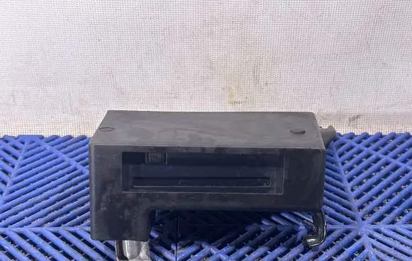 Toyota Prius (XW20) Navigation unit CD/DVD player 8684147050 022916 EKDC015128