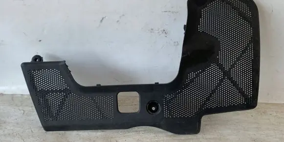 Volkswagen Golf IV Other engine bay part 06A119518D